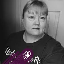 Forgot to renew my drivers license. So, went and did that today, and  upgraded to the real ID. Incredibly long line. But, the folks at the Rogers  DMV did a spectacular job