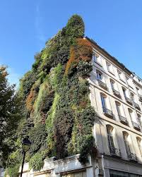 What's more, visit the space from 3 june to explore the dioriviera collection of fashion, accessories and even surfboards, all featuring the house's signature toile de jouy print, which plays out across the restaurant. Babylon Rooftop Garden Bar