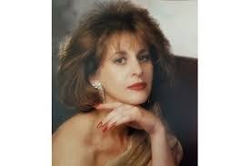 Stephanie Castor's Instagram, Twitter & Facebook