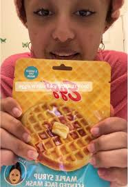 Comdian Woman Eggo Waffles