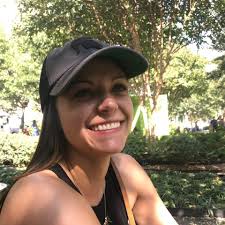 Meredith Grimm's Instagram, Twitter & Facebook