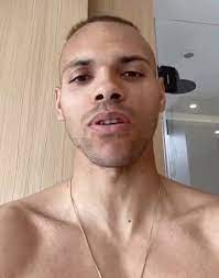 Explore the latest videos from hashtags: Barcelona Fans Live Tribuna Com Martin Braithwaite Joins The Trend Of Having Ronaldo Nazario S Famous Haircut Facebook