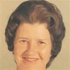 Laura Chesnut's Instagram, Twitter & Facebook