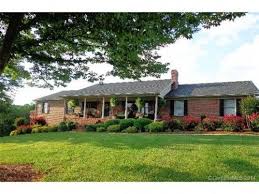 4 Bedroom Home For Sale W Pool Pond Acreage 4 Bedroom Brick Ranch With Finished Basement Pool Pond Acreage For Sale I With Images Brick Ranch Ranches For Sale Brick