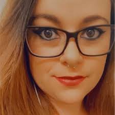 Heather Pucci's Instagram, Twitter & Facebook