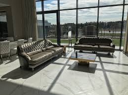 Per chi cerca un piccolo arredo in grado di diventare letto, poltronesofà propone le soluzioni ideali in. Rivestimenti Ceramici Made In Italy A Mosca Imprese Edili