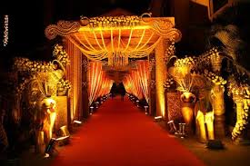 Entrance Gate Based On Golden Red Traditional Theme Entrance Gates Entrance Decor