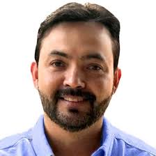 Habrá el tan esperado Bono Familiar de Q.1,000.00...mañana lo despejará el  ministro Romeo El día de mañana a las 10AM en transmisión en vivo de  Facebook Live, el Diputado Juan Carlos Rivera