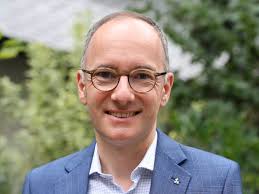 Images de guerre, avenir bouché : retrouver l'espérance avec Abraham et  Paul