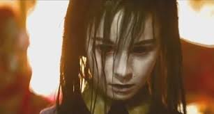 Run cầm cập xem trailer kinh dị Ngọn đồi câm lặng