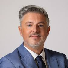 Out of office on! I would like to wish all my LinkedIn connections and  friends very Merry Christmas! May this season be full of love and laughter  for you and your family