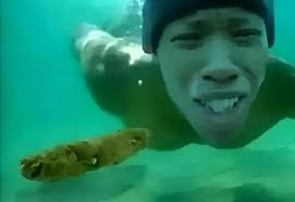 Una de las razones por las que no me gusta nadar en los ríos del pueblo  🙄🙄🙄