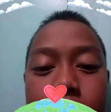 Kau menyerang terlalu langsung, apa kau sejenis kelinci ?" dalam sekejap  Alfia berpindah ke belakang Bell dan memukulnya. Semua serangan Bell  dipatahkan Alfia dan Alfia balas menyerang Bell berkali-kali. Kecepatan  gila Alfia