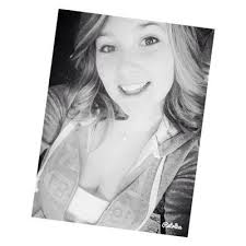 Hallie Smith (@_halliesmith_)