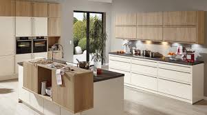 First mentioned in records of the 12th century, it changed hands often, passing to the house of hesse in 1521 and later becoming the independent city and. Unternehmen Archiv Bad Homburg Lokal