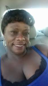 Has anyone had cancer in the past or currently? How did you make it  financially? I'm single. How did you make it overall? I'm in bed most of  the time. I'm not