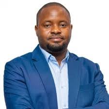 Evan Valentine's Instagram, Twitter & Facebook