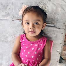 Have a holiday break that's delightful! Chill with the NEW Choco Crumble  Sundae and indulge every spoonful of creamy, chunky chocolate delight made  with KITKAT®!