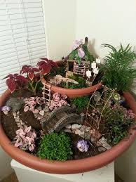 Vitamin Ha Miniatur Fairy Gardens 20 Bilder In 2020 Fairy Garden Plants Indoor Fairy Gardens Fairy Garden