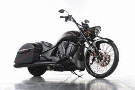 Worlds First Victory Ever With A 26 Spoked Front Wheel Custom Built By Vicbaggers Com Motos