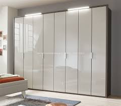 Umiejetne Zagospodarowanie Powierzchni W Pokoju I Jego Wyposazenie O Szafy Wnekowe Ikea To Dobre Wardrobe Door Designs Wooden Wardrobe Design Wardrobe Design
