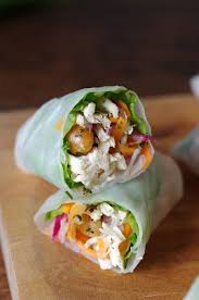 Je suis allée manger le bon mix : The Wandering Girl Spring Roll Cuisine Asiatique Rouleau De Printemps Poulet Recette Asiatique