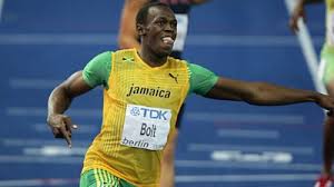 Standing with arms folded, nodding his head on the start line and at the. Usain Bolt S 200m World Record 10 Years On You Ve Got To Be Kidding Me Bbc Sport