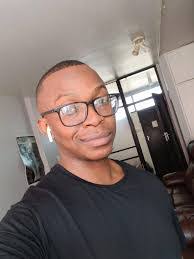 Ronnie Kea's Instagram, Twitter & Facebook