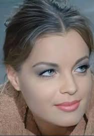 Lovely Romy Schneider as Lily. Max and the Junkmen. ( Max et Les  Ferrailleurs.) Directed by Claude Sautet. 1971.❤🌹