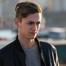 Stream Daniel Light music