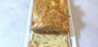 Cake Aux Olives Et Au Thon A Deguster Tiede Ou Froid Recette Par Cuisinemoi Fr