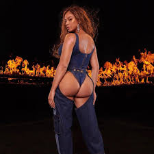 ᴀʀᴛʜ's tweet - "LOOK HOW BEYONCÉ ATE THIS UP. " - Trendsmap