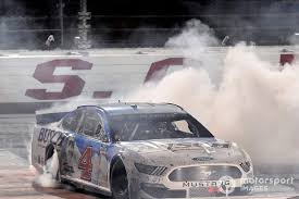 У меня уже есть эта игра. Nascar Darlington Harvick Staubt Sieg Beim Playoff Auftakt Ab