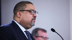 Manhattan DA Alvin Bragg asks for gag order in Trump hush money case after  dozens of threats