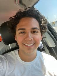 Lyle Weiser's Instagram, Twitter & Facebook