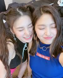 黄予知), better known by her stage name yeji (hangul: Itzy Reveal Yeji And Ryujin Are Aegyo Queens Especially When They Want Something Koreaboo
