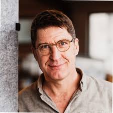 Begeisterte New Work Grüße aus dem LILO Office! Kurzer Check-In gestern in  München. Michael Kreitinger und Michael Ulmer besuchen Michael Schmutzer im  neuen Work Space in der Lilienthalallee. Drei…