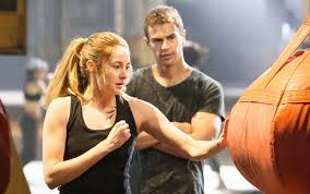 See more of shailene woodley on facebook. Die Bestimmung Divergent Film 2014 Kritik Trailer Kinos