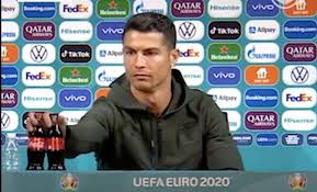 Фото твиттер криштиану роналду капитан сборной португалии криштиану роналду показал своё отношение ❱ soccernews. 6bis1pje394j7m