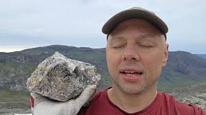 Peak 😉 at the process: Finding "Greenlandic Margarosanite" was so much  fun. It's one of the most beautiful fluorescent colors (the bright purple)  and really special (note it's not actually ...