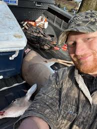 Casey Milby's Instagram, Twitter & Facebook