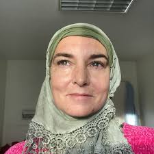 Weellistuun Beekamtuun Sinead O'Connor gara amantaa Islaamaa deebi'u  beeksiste Odeeyfannoo #Nuuralhudaa October 26, 2018 Sinead O'Connor  weellistuu beekamtuu lammii Ireland yoo taatu, amantaa Kaatolikii duraan  hordofaa turte dhiisuun, gara amantaa ...