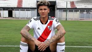 €* may 25, 1998 in cartagena, colombia. Cuando Debuta Jorge Carrascal En River 90min