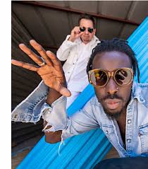 BLACK PUMAS, con tan solo dos discos, Adrian Quesada y Eric Burton son una  pieza clave del nuevo #soul americano que ha venido desde Austin, Texas.  Incluso Adrian ha estado nominado este año al Oscar ...