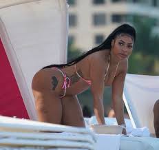 Tommie Lee Is Seen In A Thong Bikini At The Beach 26 Photos 1062 | Hot Sex  Picture