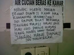 Kompilasi iklan lucu bikin pikiran ngeres 1 hahahaha jorok via youtube.com. 11 Aturan Rumah Kost Ini Super Lucu Bikin Ketawa Geli Sendiri Jatik Com