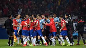 Trận đấu giữa chile và uruguay diễn ra hết sức kịch tính. Copa America El Dedo De Dios Y Otras Acaloradas Polemicas Que Genero El Chile Uruguay Bbc News Mundo