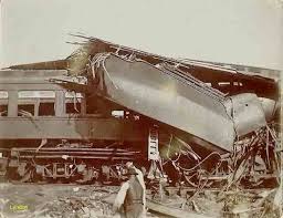 1904 Worlds Fair Train Wreck