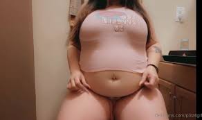 Belly play: w - video 2 - ThisVid.com