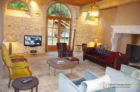 A Stylish Country Residence On A Privileged Site Of 6 5ha With Far Reaching Views For Sale Garlin Aquit In 2020 Contemporary House Reclaimed Fireplace Residences